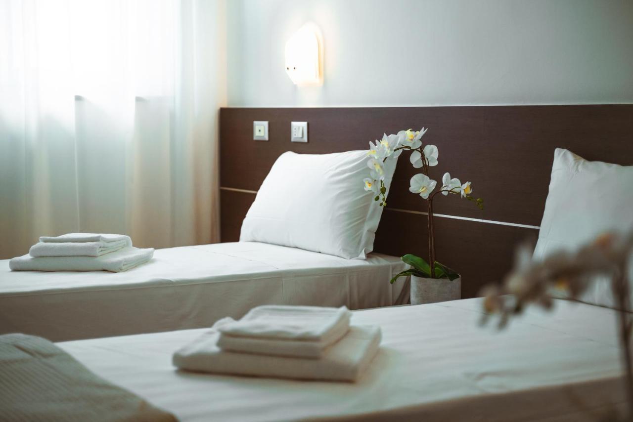 Albergo Commercio Пальманова Экстерьер фото
