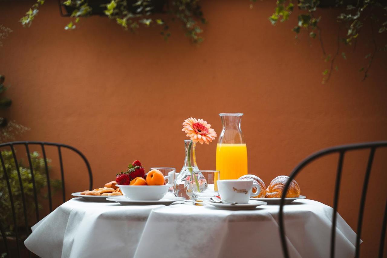 Albergo Commercio Пальманова Экстерьер фото